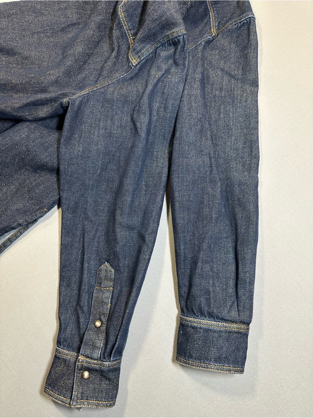 Momoni Aura Denim Laminé Shirt, Snap Front, Raw Hem - Women 42 US 12/14 - Picture 11 of 15